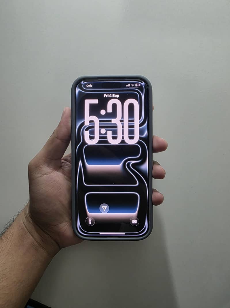 Apple iPhone 17 Pro Max 0
