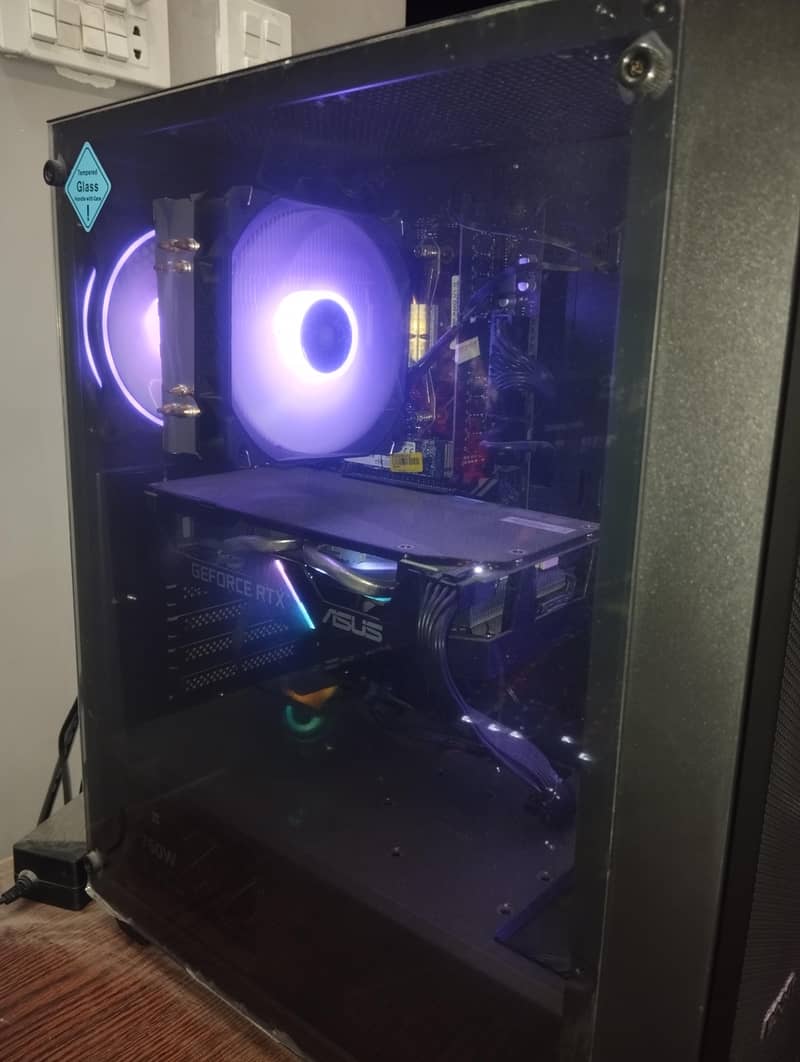 Custom-Built Gaming Pc | Computer 1
