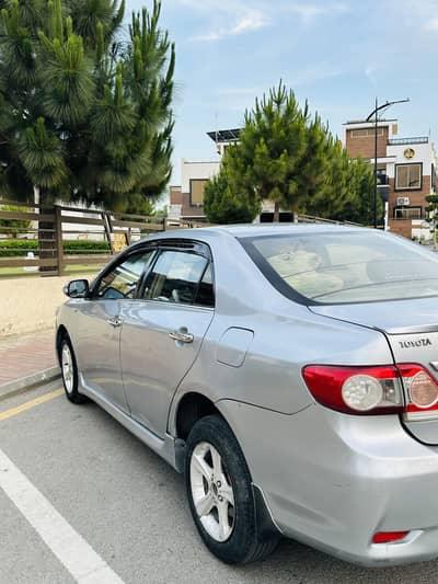 Toyota Corolla GLi 2010 / 2011 | Manual | Punjab Registered
