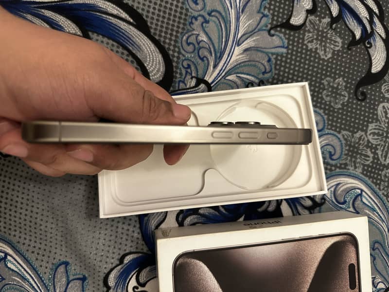 Apple iPhone 15 Pro 5