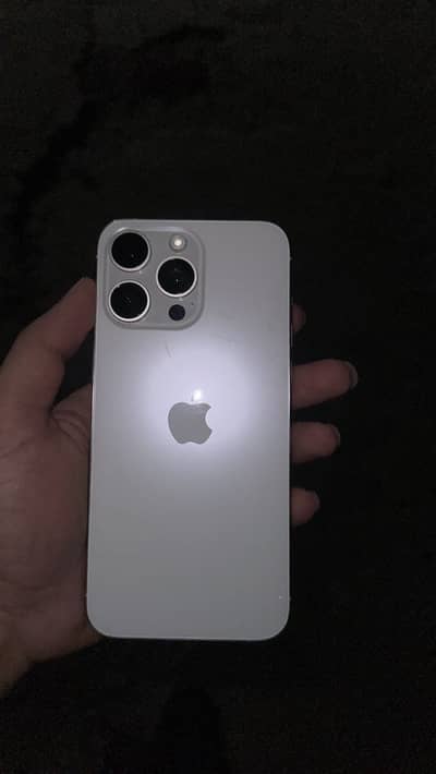 Apple iPhone 15 Pro Max