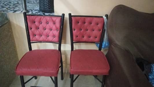 2  chairs