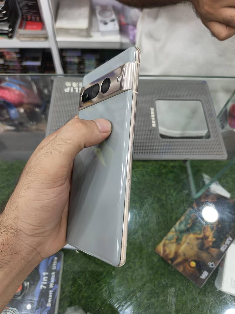 Google pixel 7 pro 5