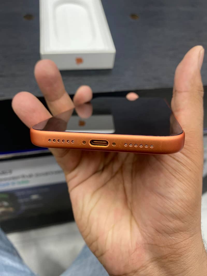 Apple iPhone 17 Pro Max 2