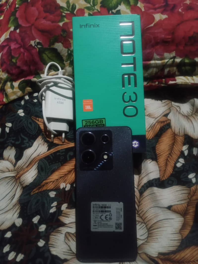Infinix Note 30 7