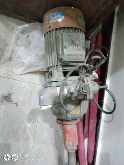 GOLDEN WATER PUMP