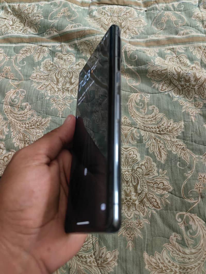 Google Pixel 7 Pro 8