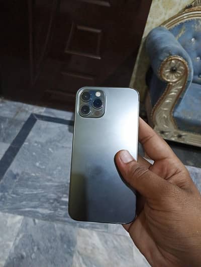 Apple iPhone 12 Pro