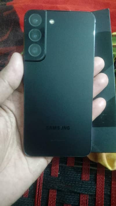 Samsung Mobile S22