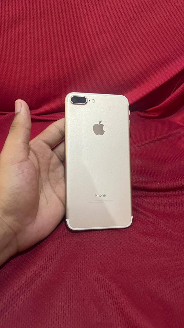 Apple iPhone 7 Plus 0