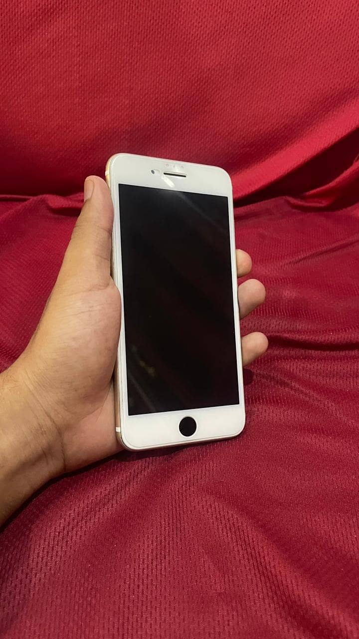 Apple iPhone 7 Plus 1