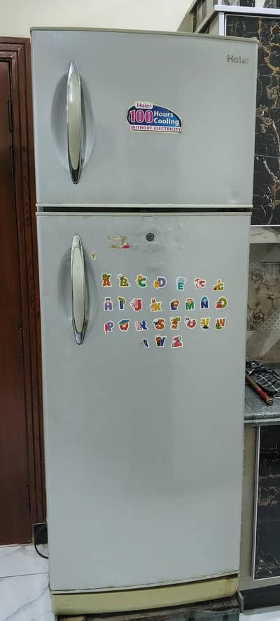 Haier E-Star, top-mount/direct-cool, double-door refrigerator