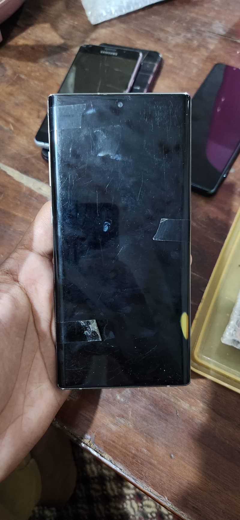 Samsung Mobile Note 10 Plus 1