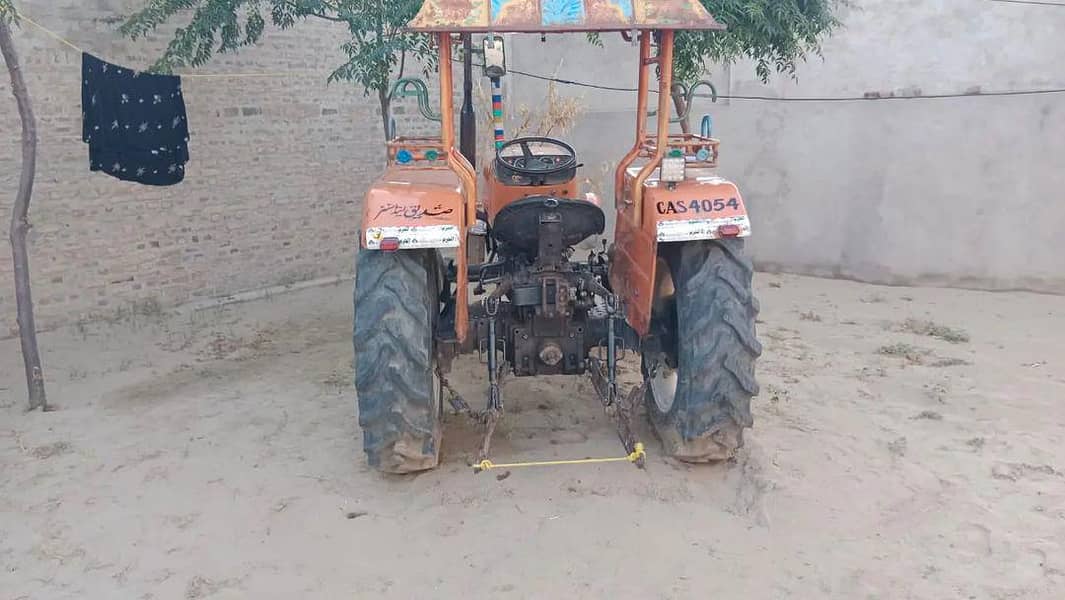 Tractor 480 4