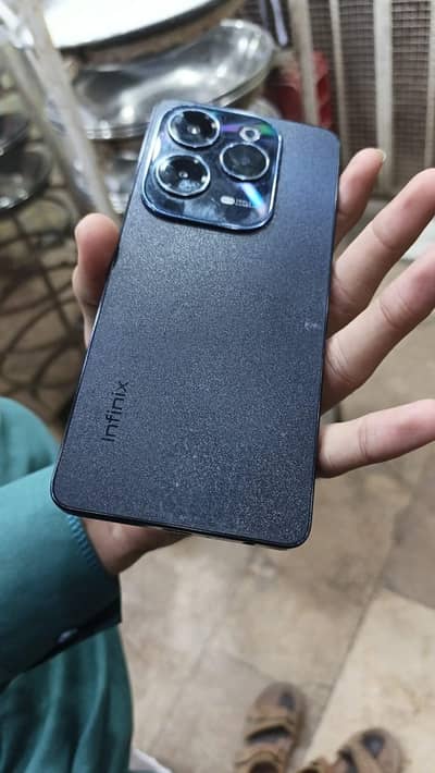 Infinix Hot 40. all ok no foult.   candishion 10. . 9 best gaming mobile