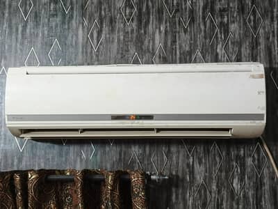 gree 1.5 ton split ac non invartar. . . 10 fit copper pipe