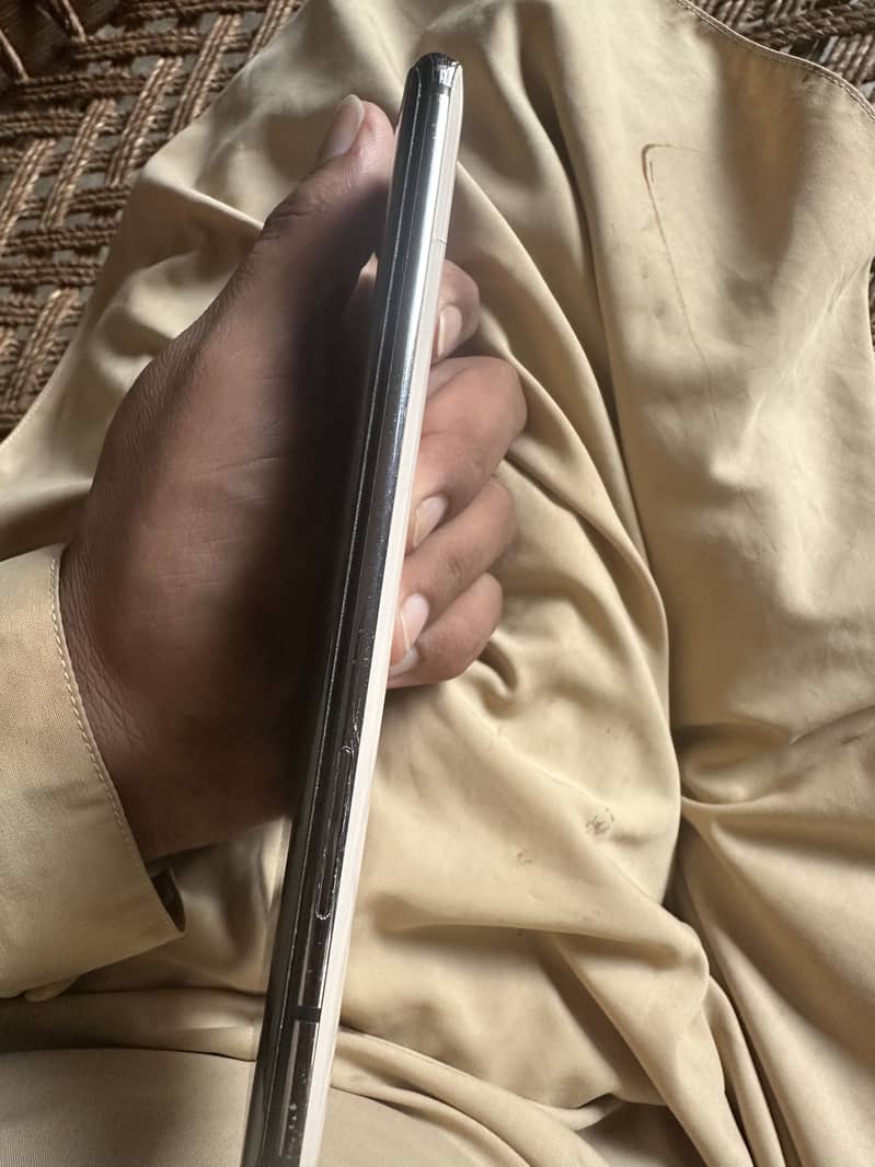 One Plus 7 Pro 3