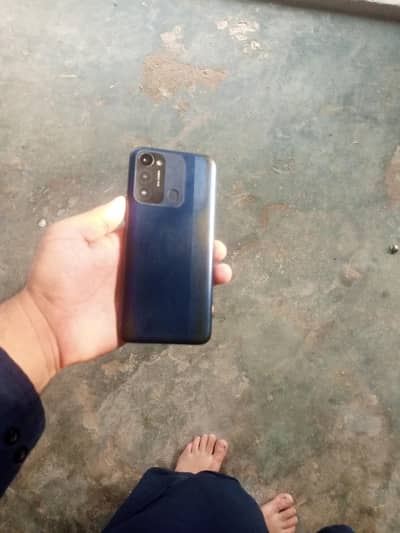 Tecno Spark 8C 3+1/64