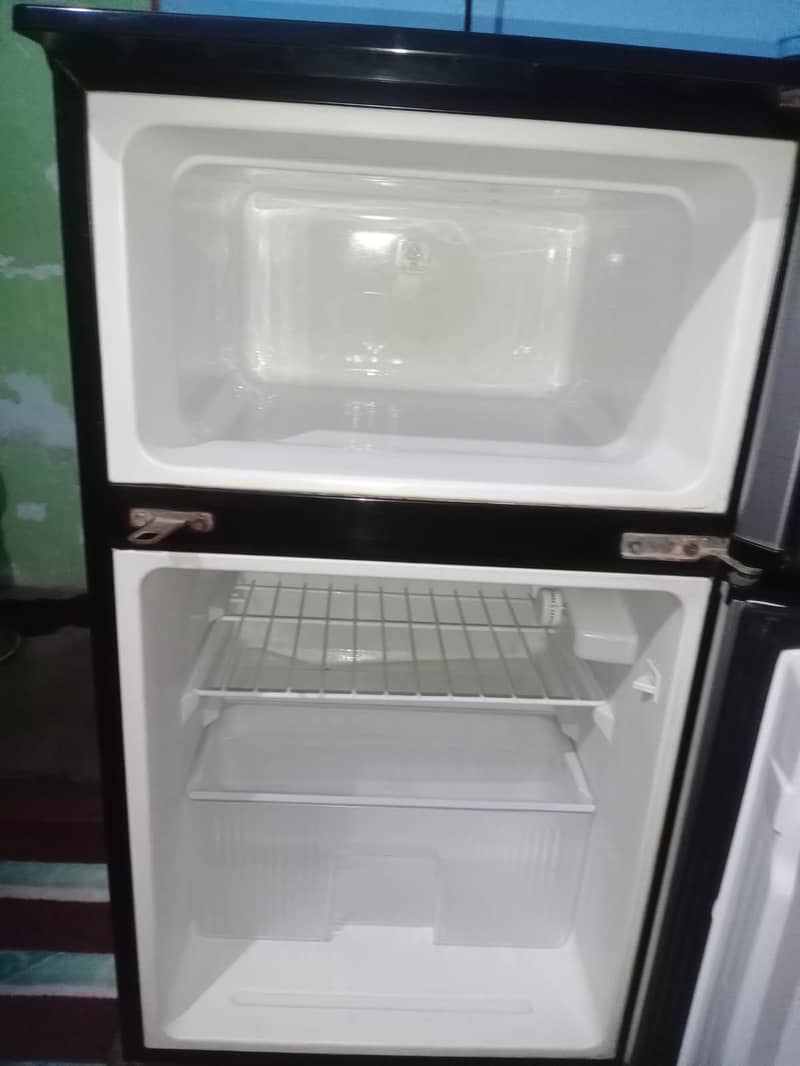 orient mini refrigerator 2