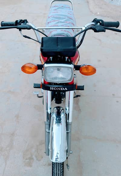 Honda 125 bike for salecall WhatsApp 03264311908