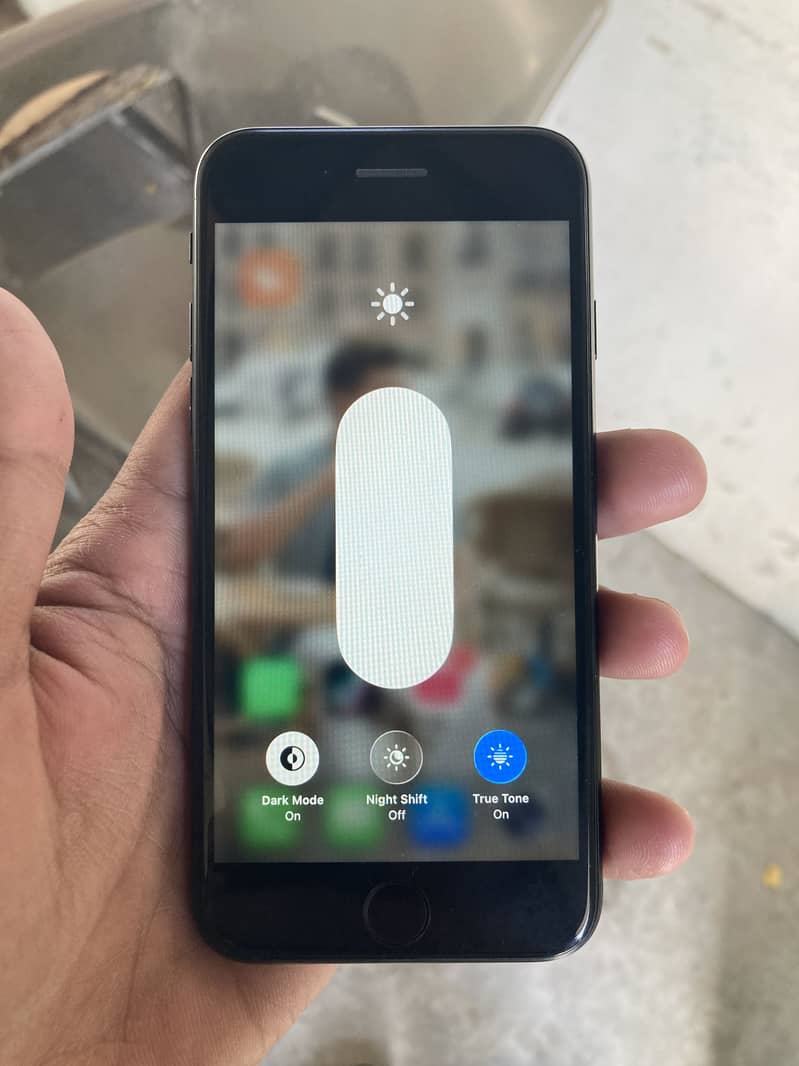 Apple iPhone SE 3 2