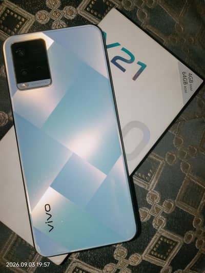 Vivo Y21 10by10 full box