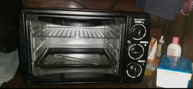Sharp 18L Electric Oven Toaster (EO-18K) – Excellent Condition