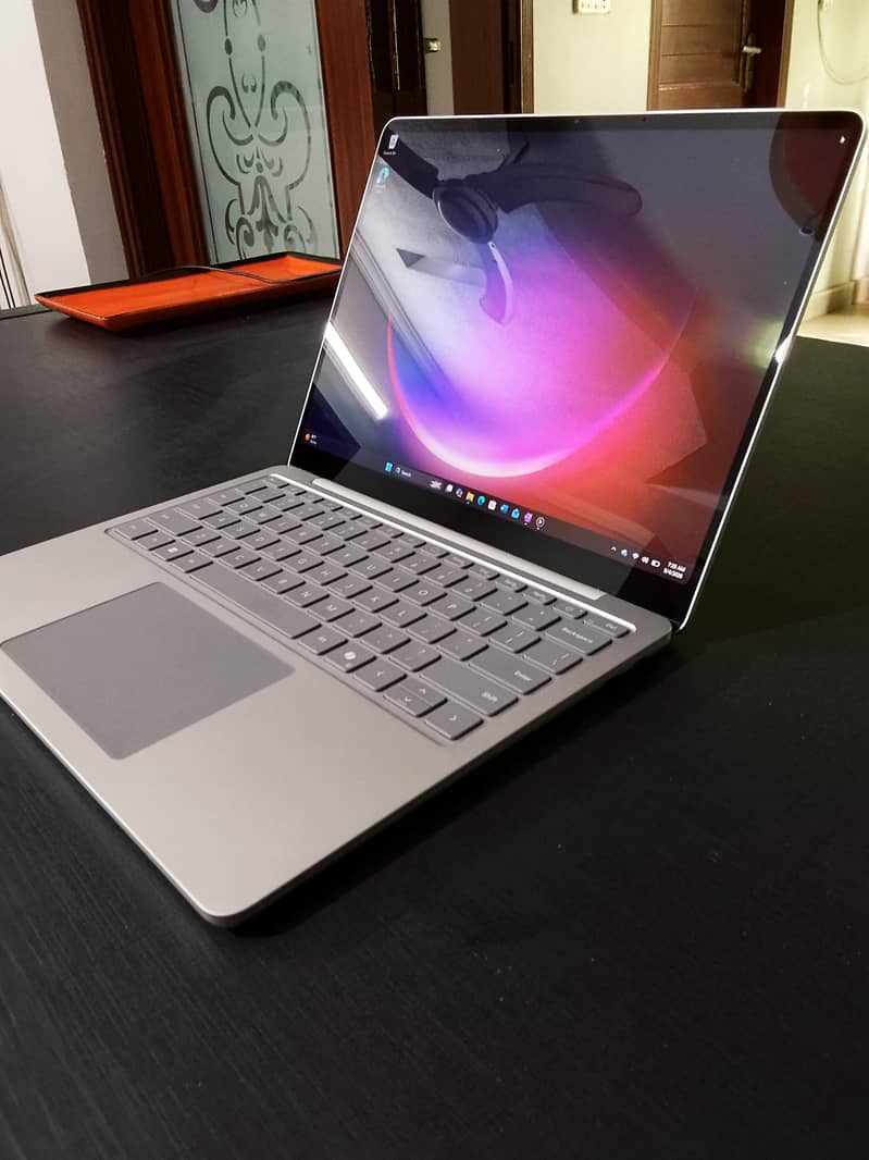 Microsoft Surface 13 inch X plus 2