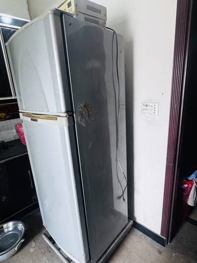 Dawlance fridge