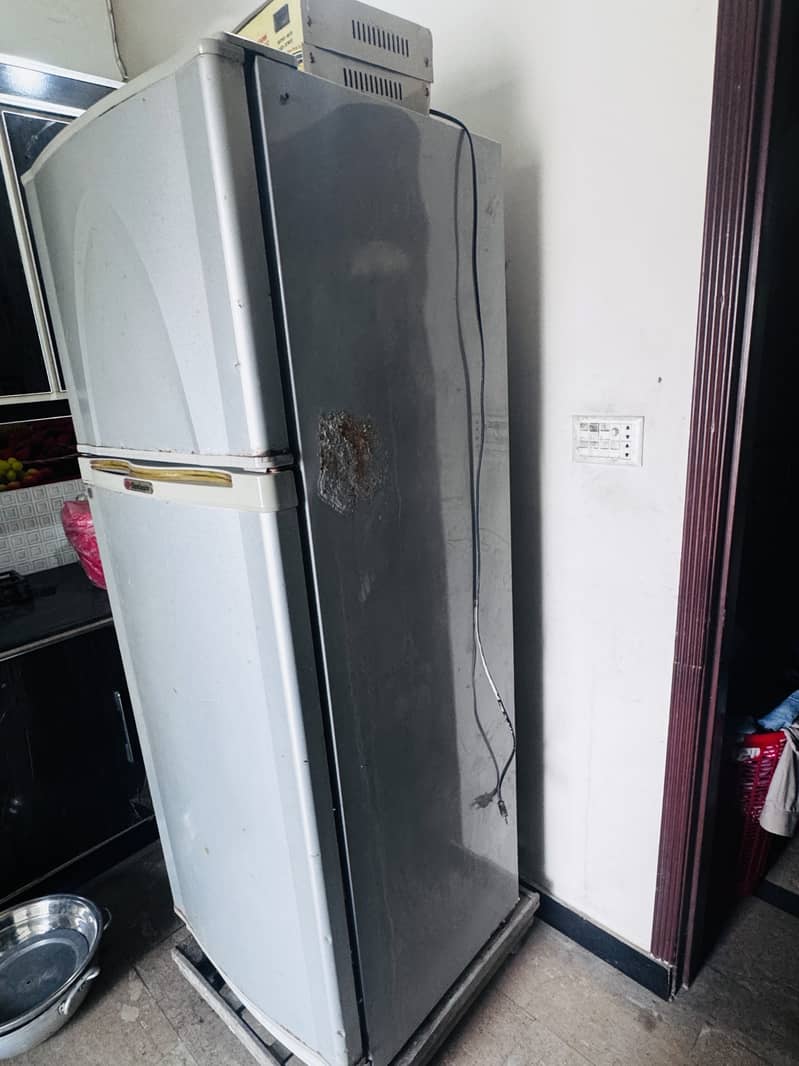 Dawlance fridge 0