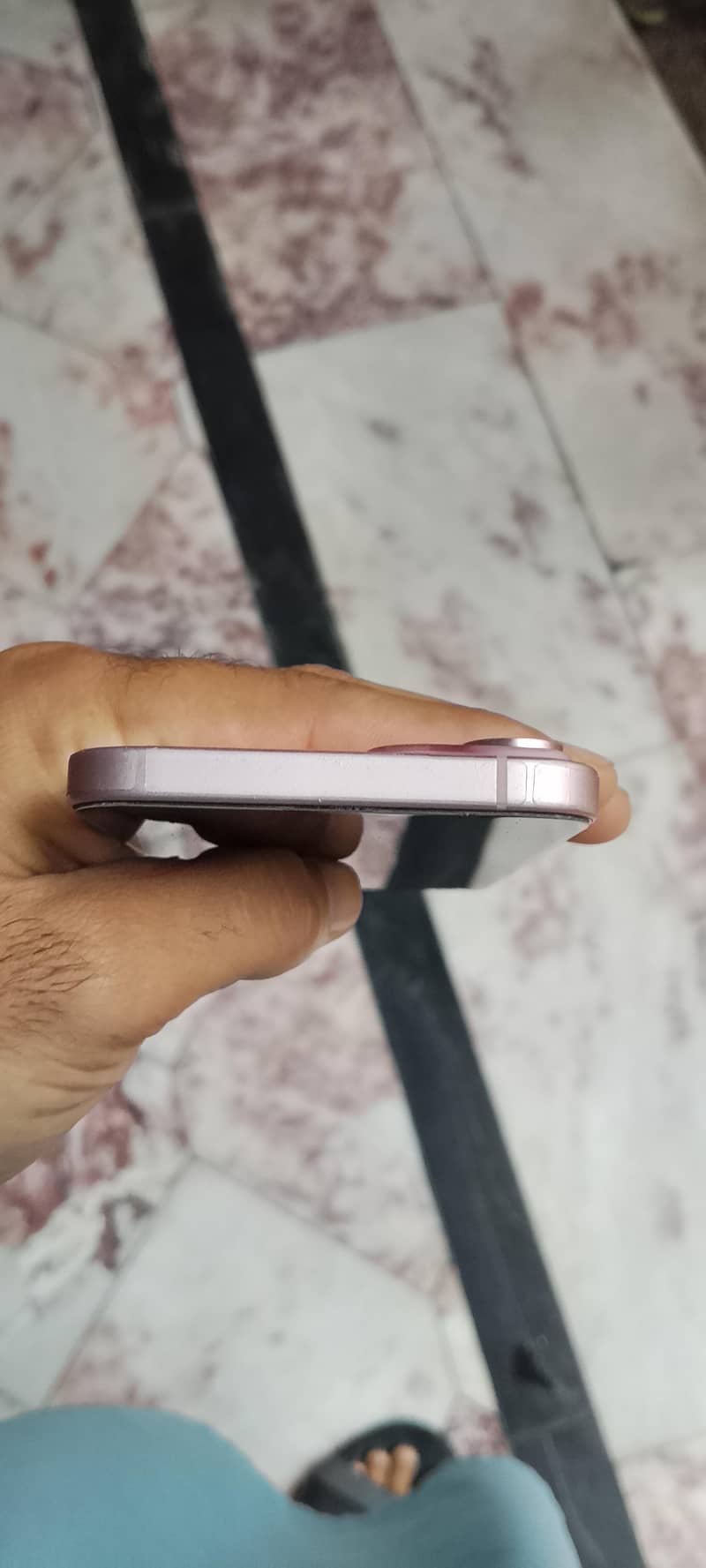 Apple iPhone 15 plus 6