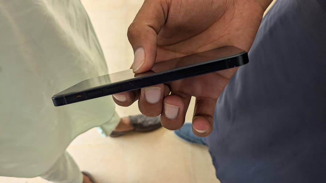 Apple iPhone 12 1