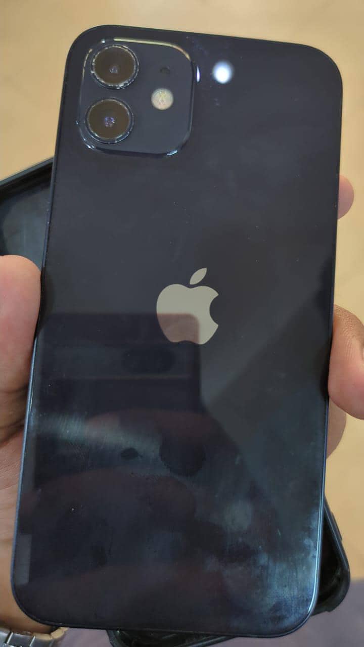 Apple iPhone 12 2