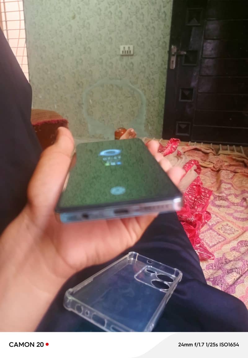 Tecno CAMON 20 7