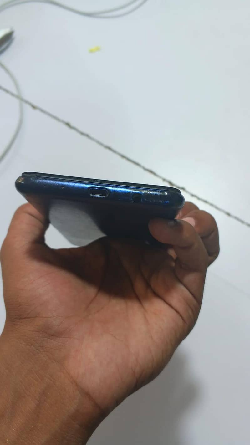 Tecno Pova 5
