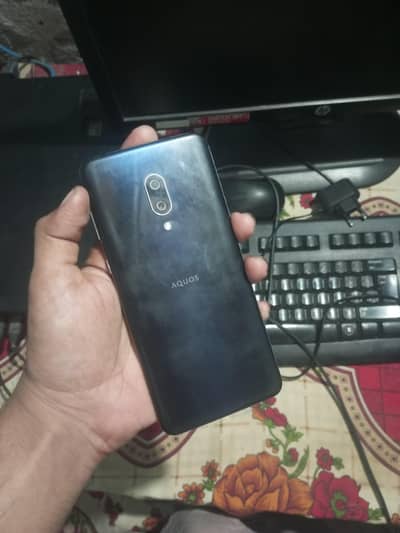 Sharp Aquos Zero 2
