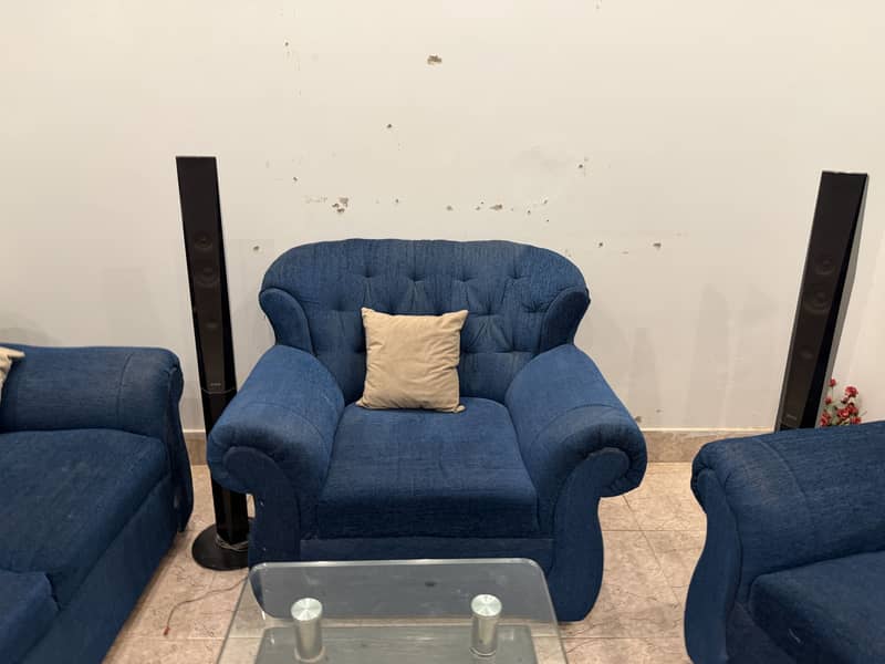 7 seater sofa with table 2