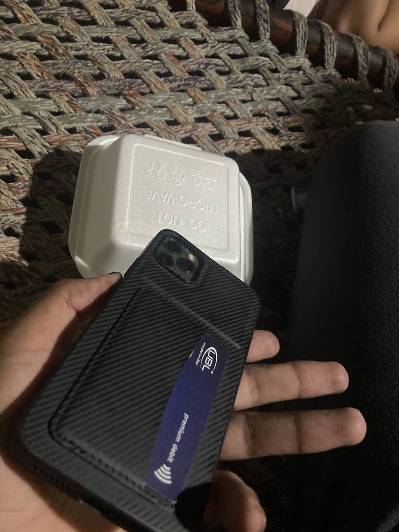 Apple iPhone 11 Pro Max 2