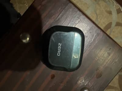 Earphone for sale only use for 10 days