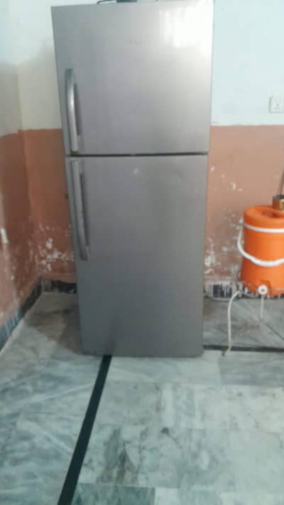Haier jamboo size refrigerator
