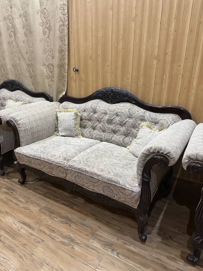 Sofa set 6 seat royal style
