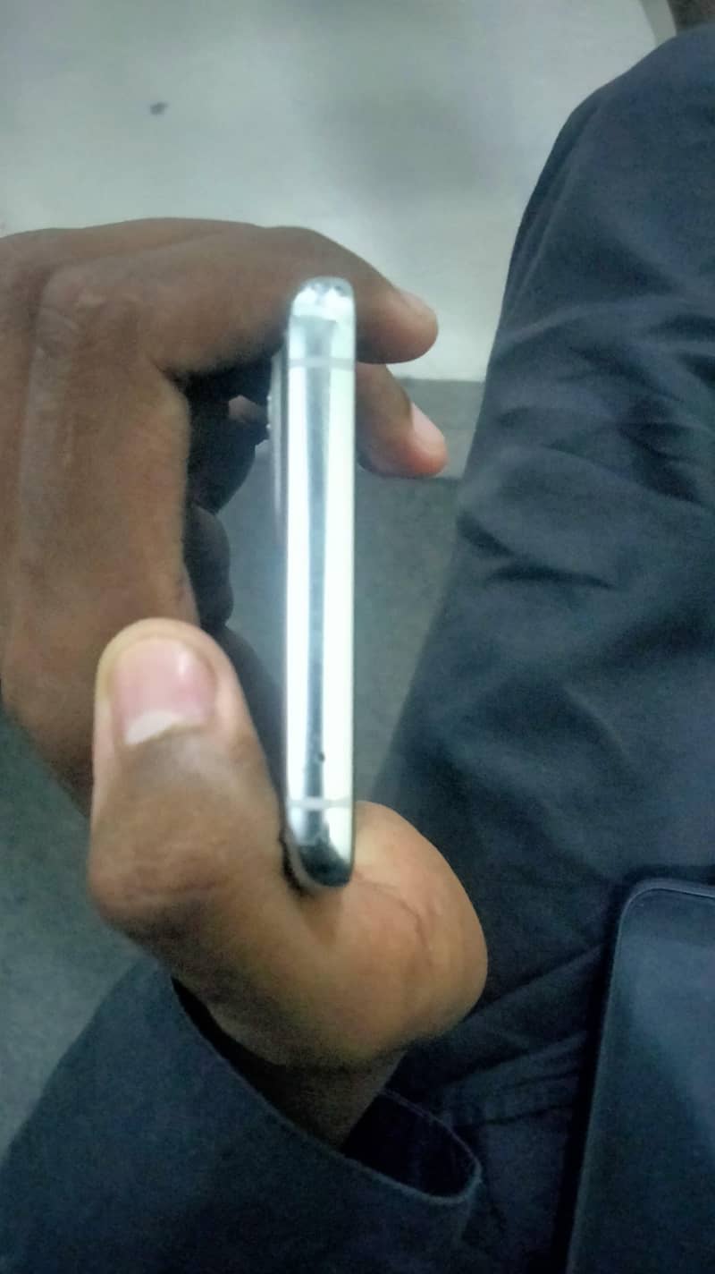 One Plus 9 Pro 4