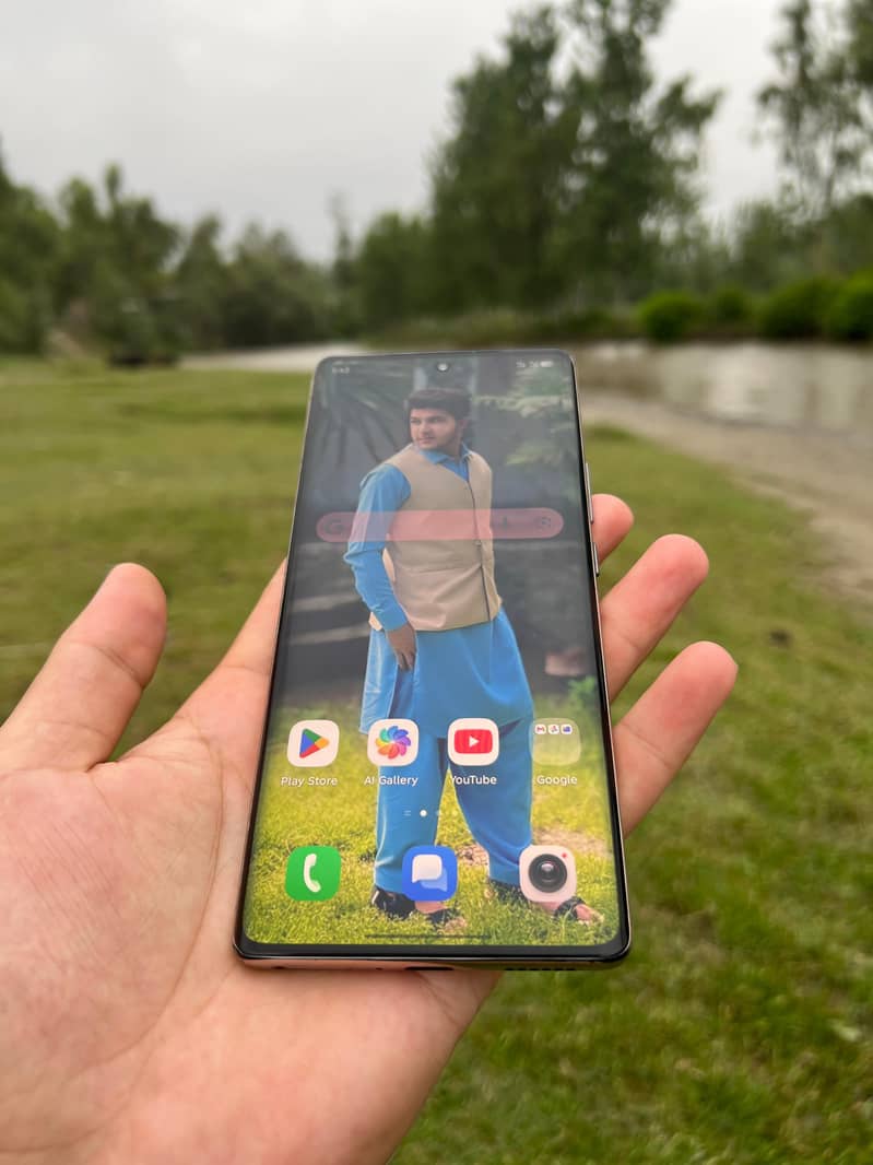 Tecno CAMON 30S 1