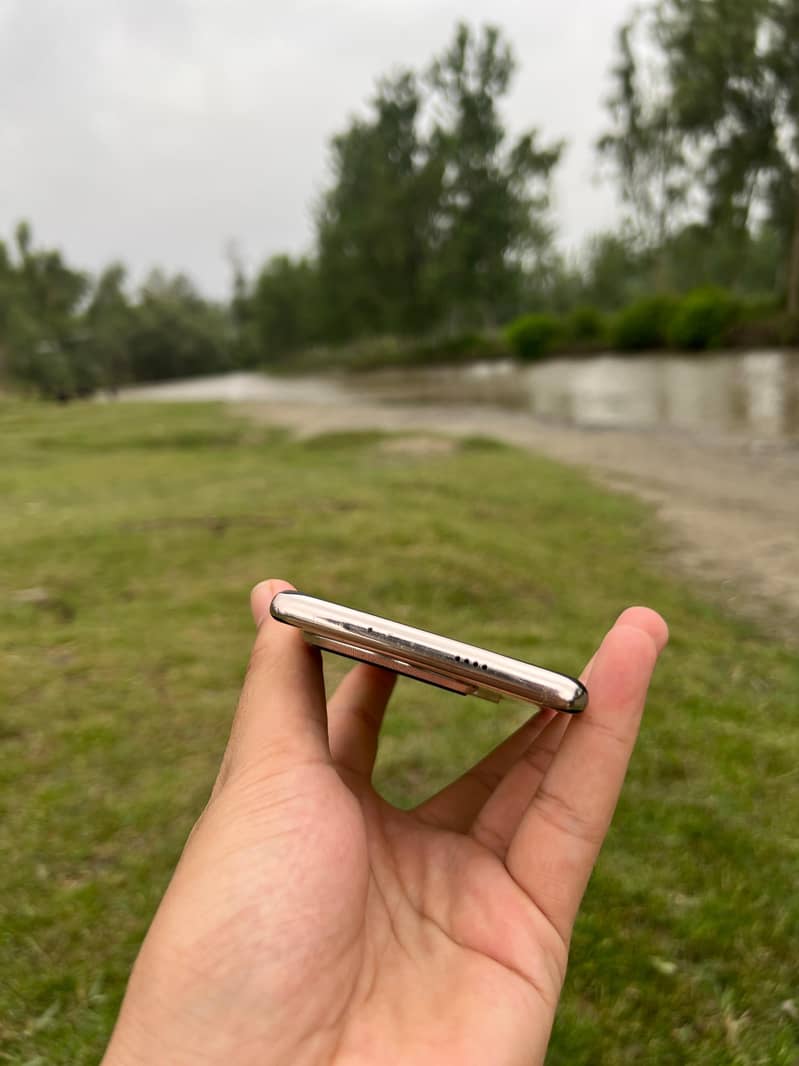 Tecno CAMON 30S 3
