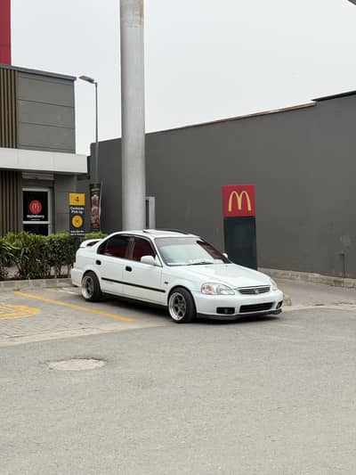 Honda Civic Oriel 1999
