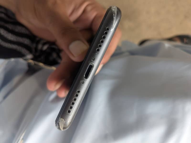 Apple iPhone 11 1