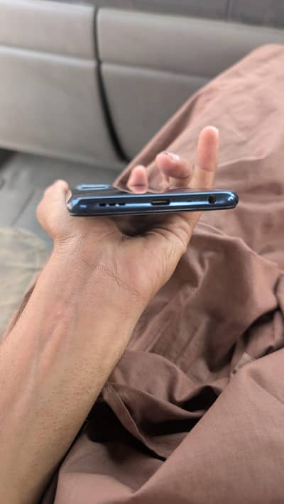 One Plus Nord N200 4+64 hai urgent sale my Whatsapp number 03712579097