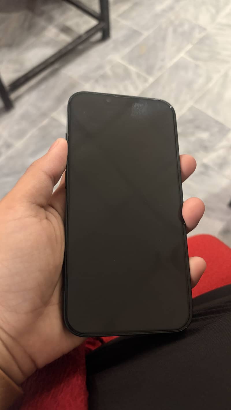 Apple iPhone 14 2