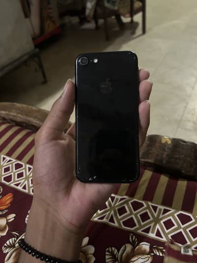 Apple iPhone 7