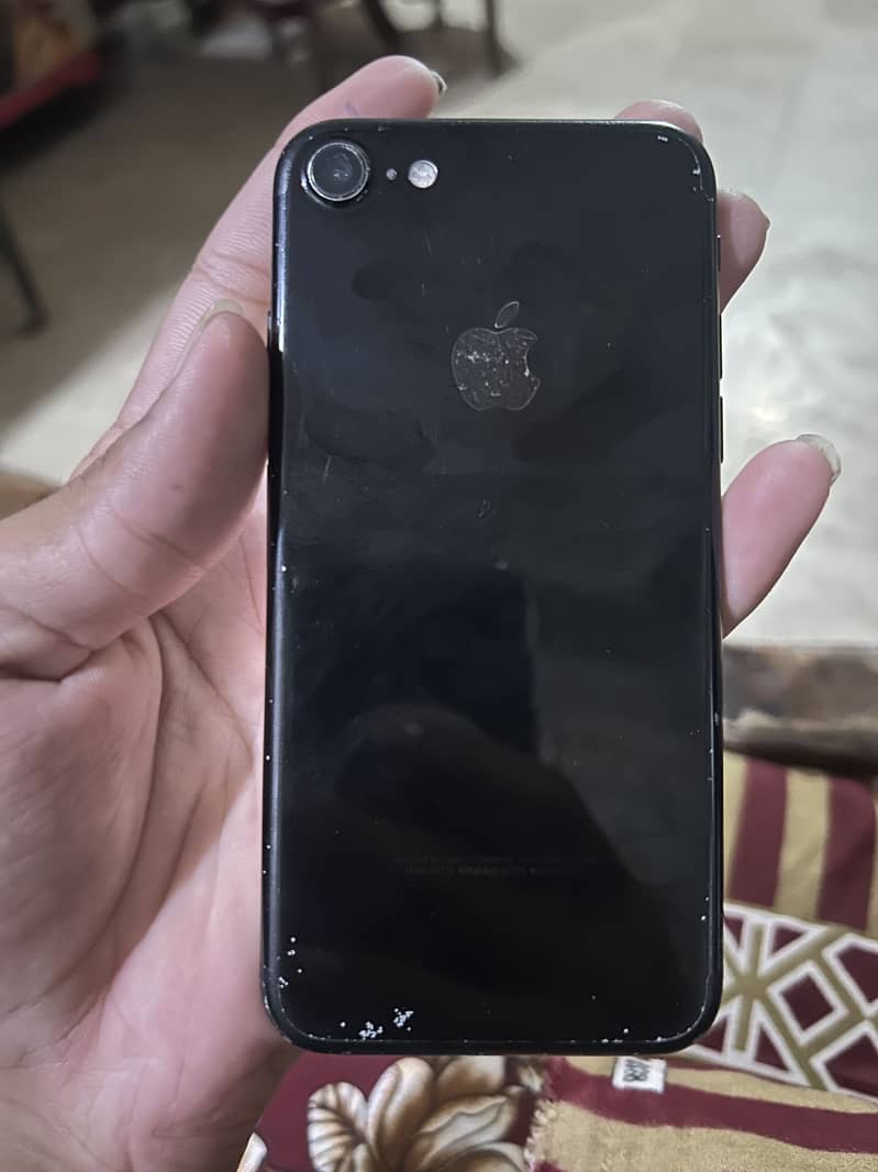 Apple iPhone 7 4